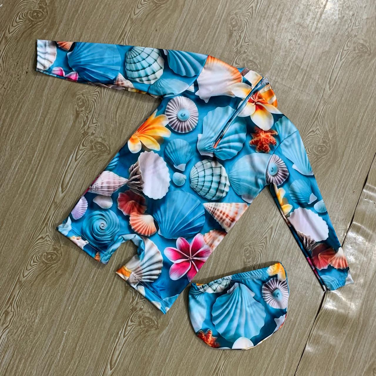 OYSTER SNAIL FULL BODY PRINT HALF SLEEVE SWIMMING SUIT WITH CAP